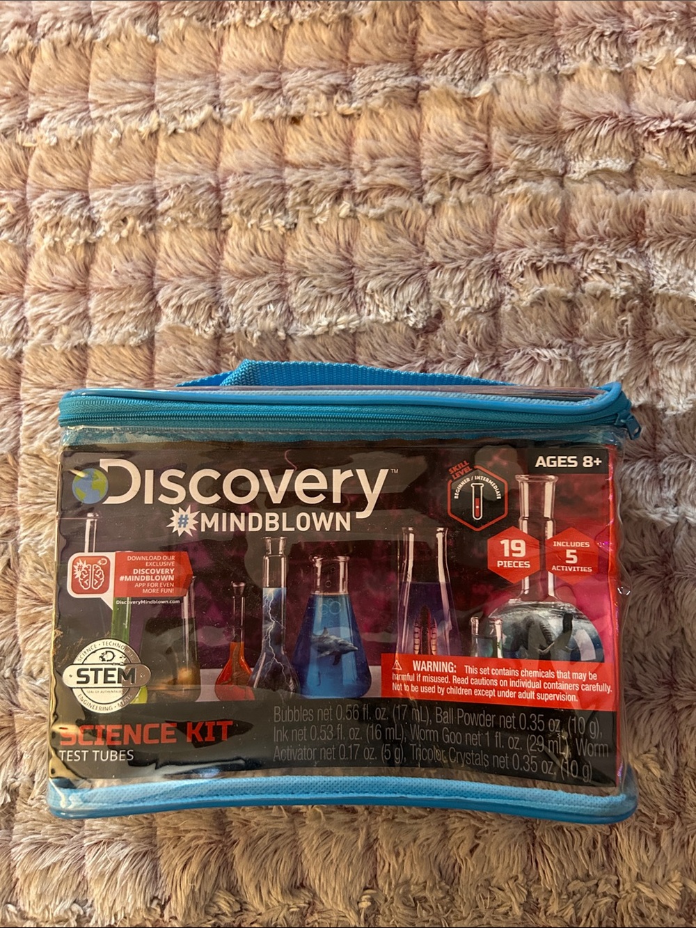 Discovery Mindblown Kids Science Kit - Blue and Red Carry Case